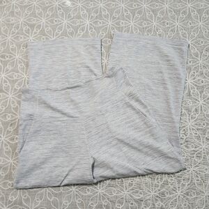 Lululemon High Rise Wide Leg Crop Yoga Pants Size 10 Grey Stripe